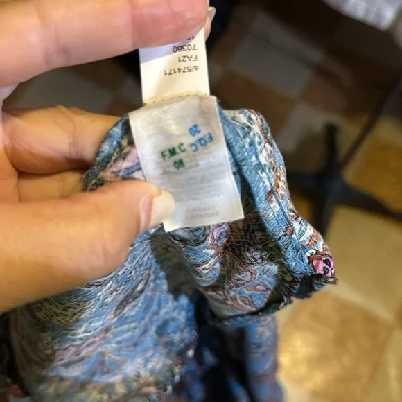 LOFT Blue Paisley Ruffle Yoke Blouse Size Small Button Front - Picture 11 of 12